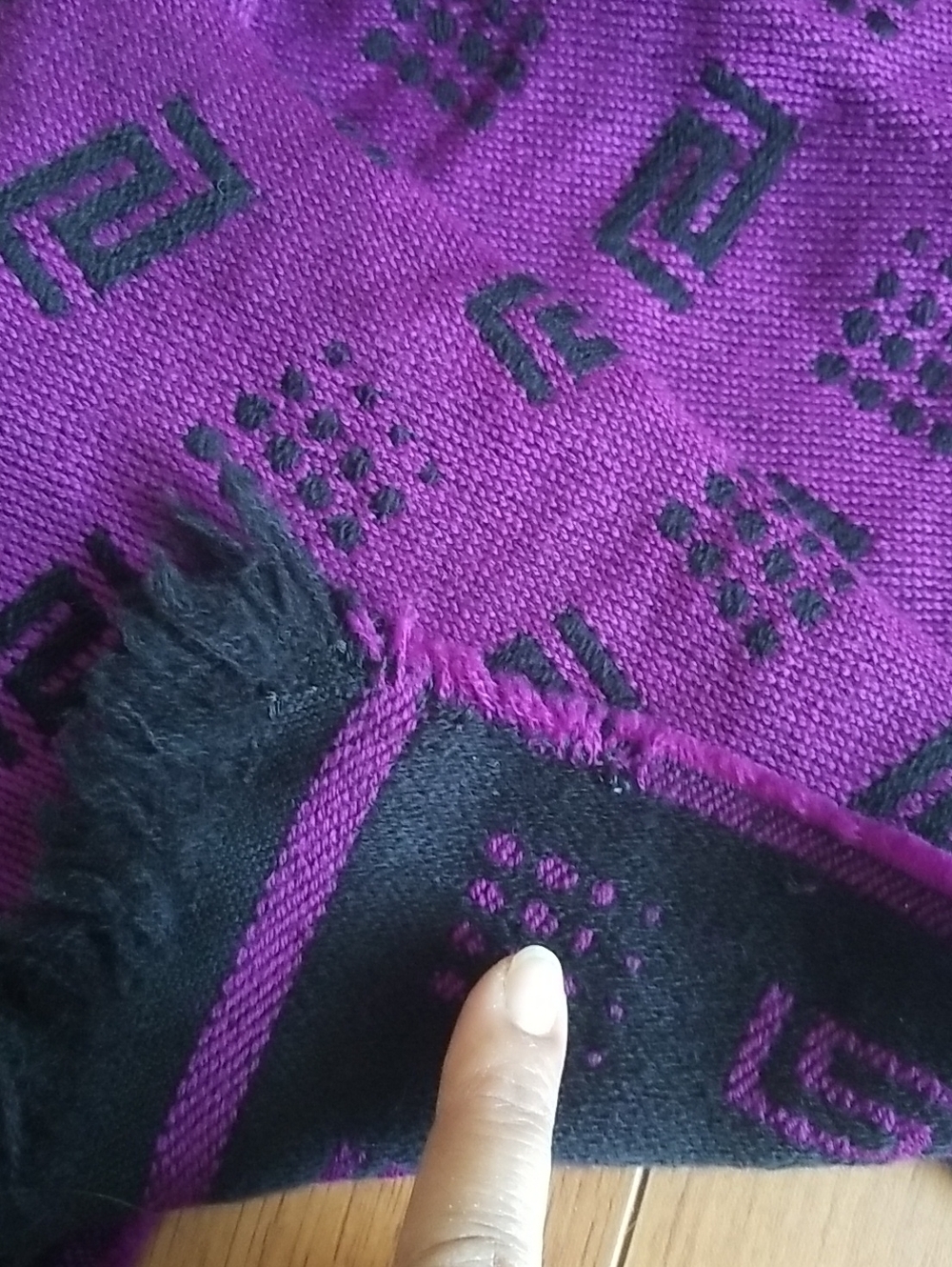 Versace Scarf Purple Black - Picture 5 of 8